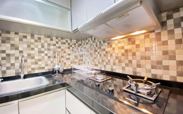 CozyStay Serene 2BR at Braga City Walk By Travelio