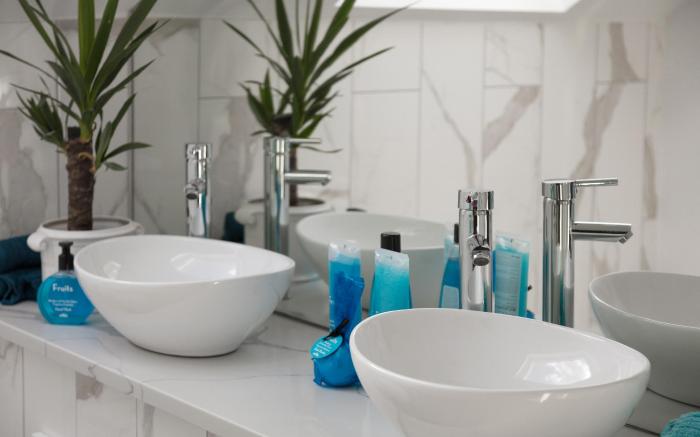 Luxury 3Bed Apt | mins from tube - Up to 20 Guests