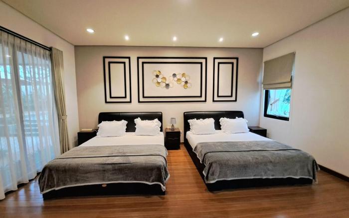 Pet-Friendly 4BR Private Pool Villa Vimala Hills