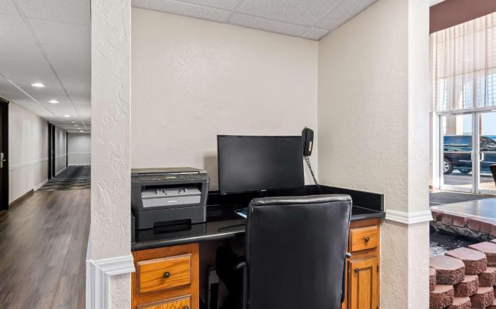 SureStay by Best Western Duncan