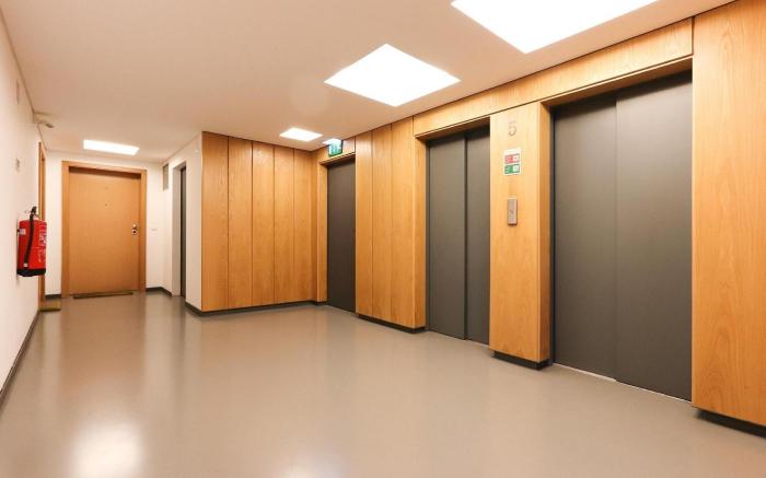MODERN & BRIGHT AVENIDAS NOVAS by HOMING