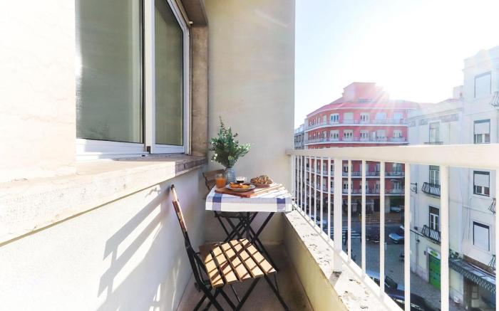 ALMIRANTE BALCONY by HOMING