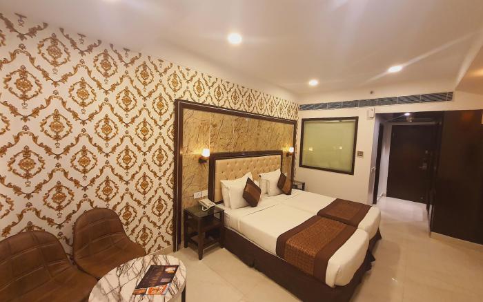 SAM SURYA HOTEL