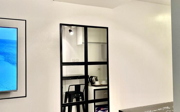 Mon Minimalist Studio R&R Staycation @ Azure North