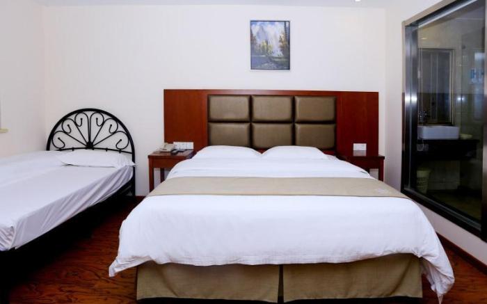 GreenTree Inn HeFei Heyu Road East China Building Materials Center Longtang Highway Express Hotel