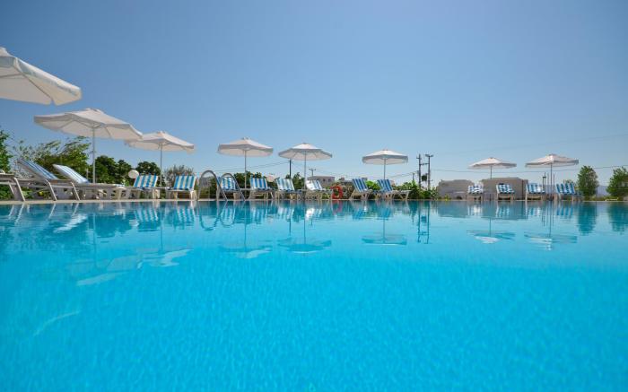 Birikos Hotel and Suites