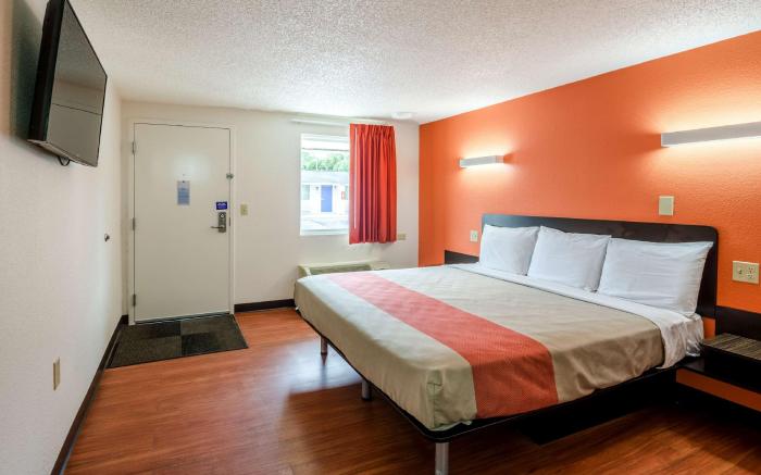 Motel 6 Troutville, VA