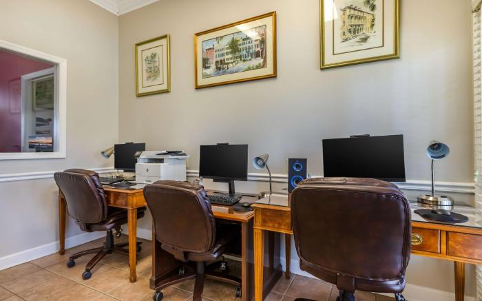 Best Western PLUS Santee Inn