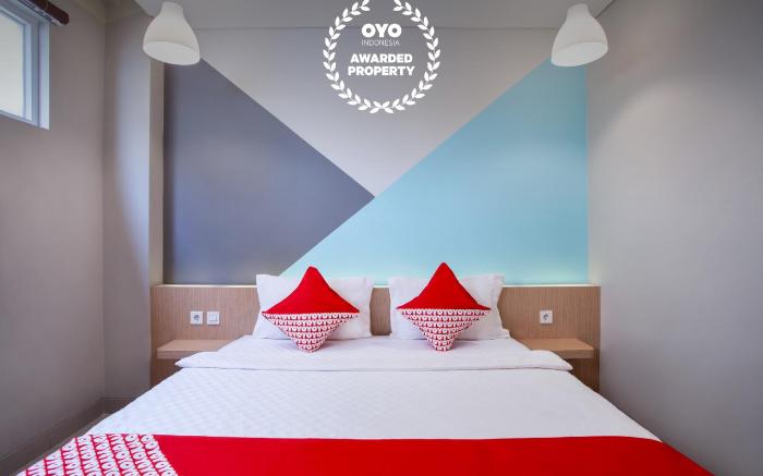 SUPER OYO Flagship 101 Apple Platinum