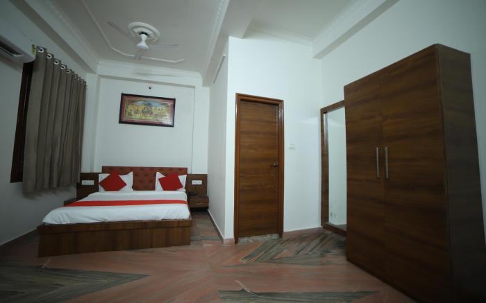 Hotel Chambal Plaza Bar & Resto