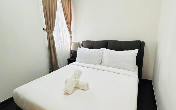 R&F Spacious 2BR unit by ANJU