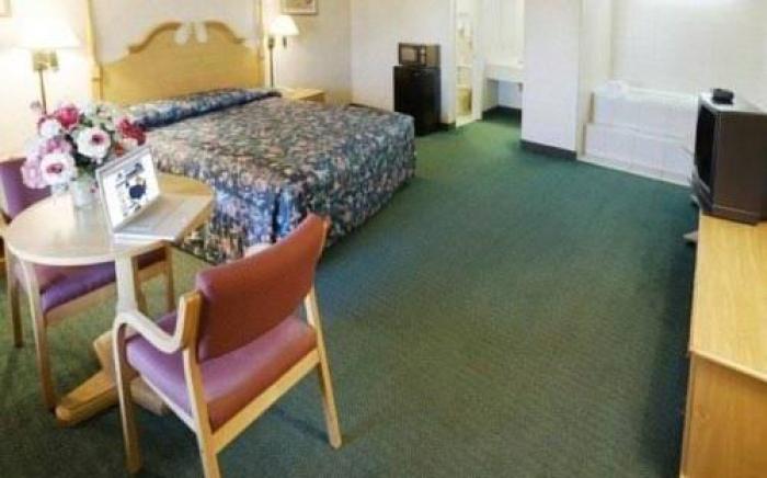 Legacy Inn - Gallatin