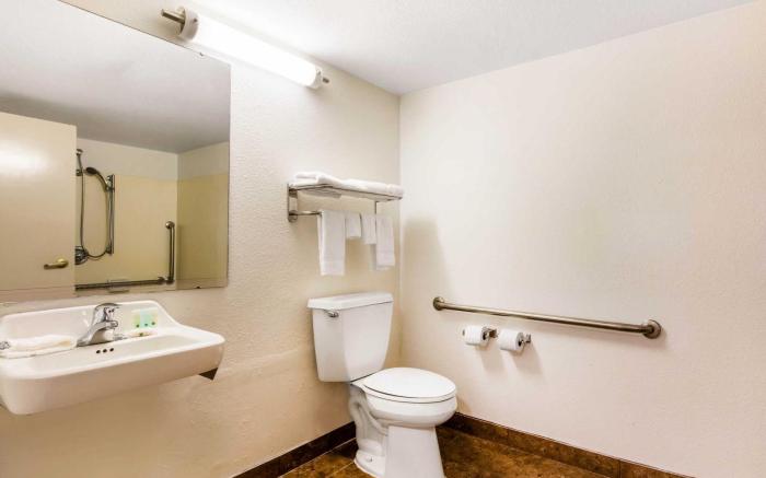 Quality Inn Valley - West Point