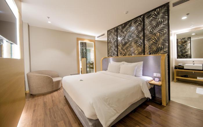 Quinter Central Nha Trang Hotel