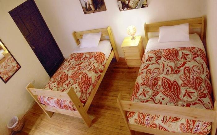 BEAR PACKER HOSTEL