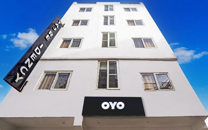 Collection O Residency Near Dwarka Sector 21 Metro Station