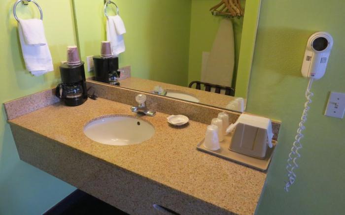 Americas Best Inn & Suites Saint George