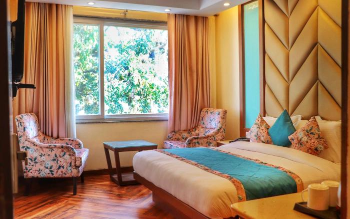 The Kenilworth Mussoorie by Stotrak  On Mall Road with On-site Parking