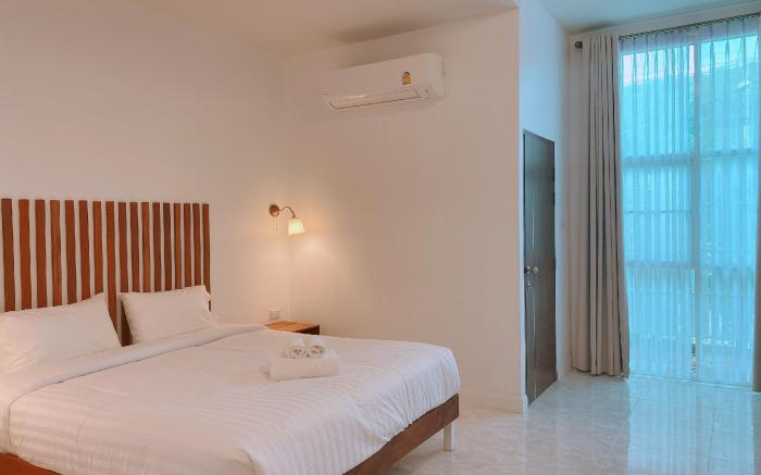 Palm Park Hotel