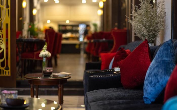 Flora Centre Hotel & Spa