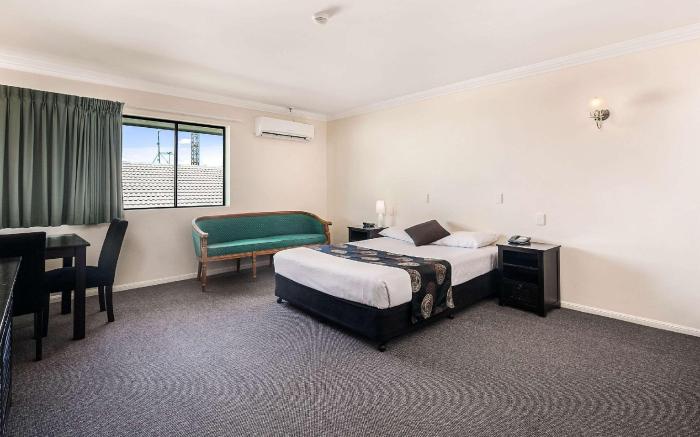 Comfort Hotel Pacific Cleveland