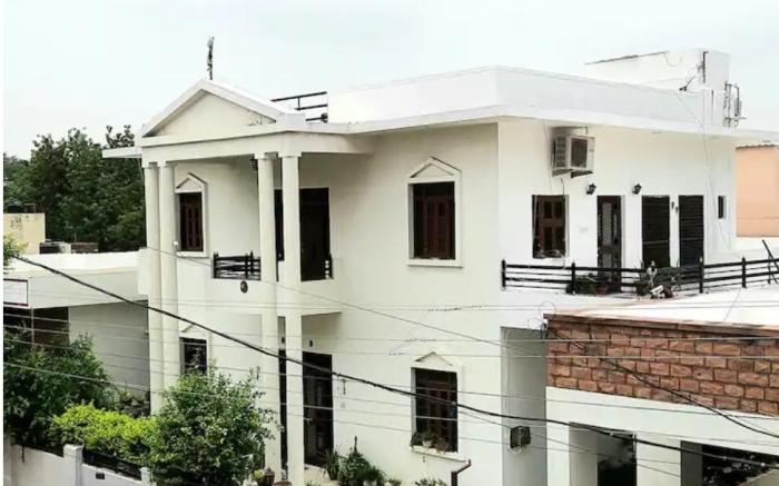 Serene A Luxurious Stay