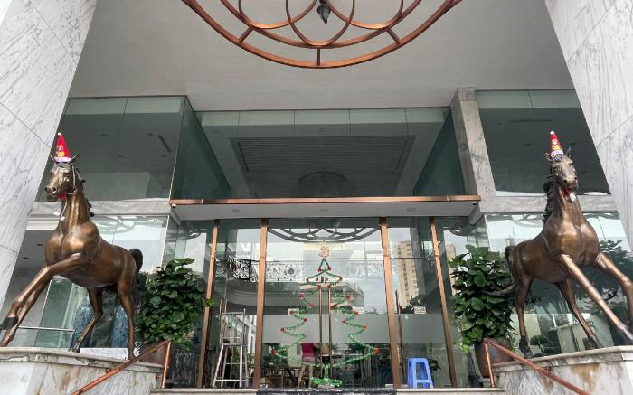 Nhat Dinh Home
