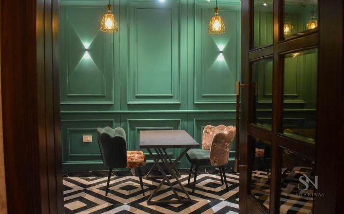 Hotel Sita Niwas Near Langar Hall