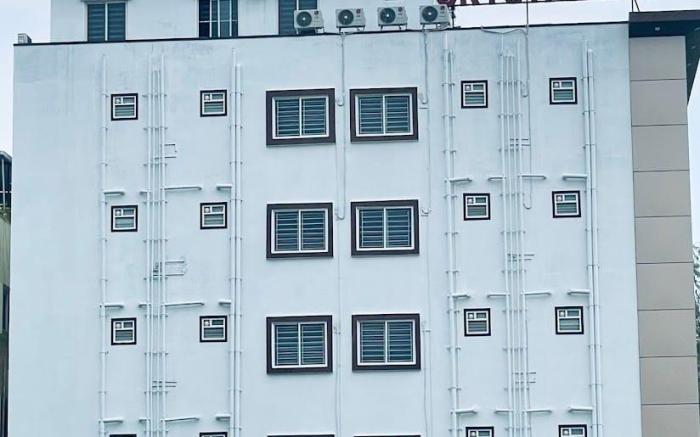 Crystal Inn Hotel