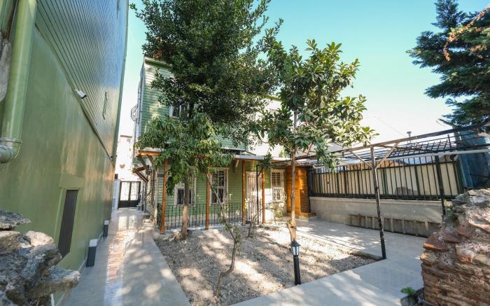 VALENS BOUTIQUE HOTEL