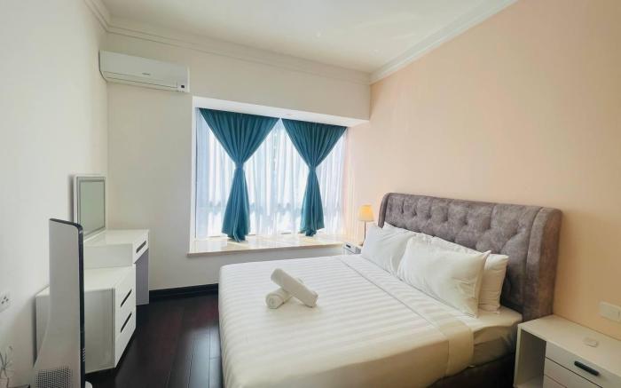 R&F Cozy 1BR unit by ANJU