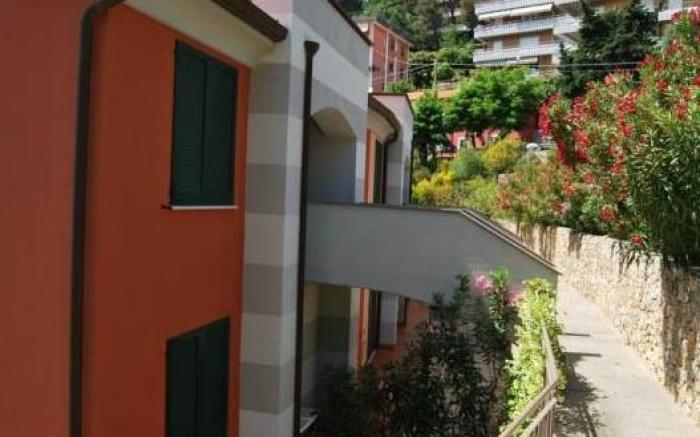 Baia Blu RTA Residence