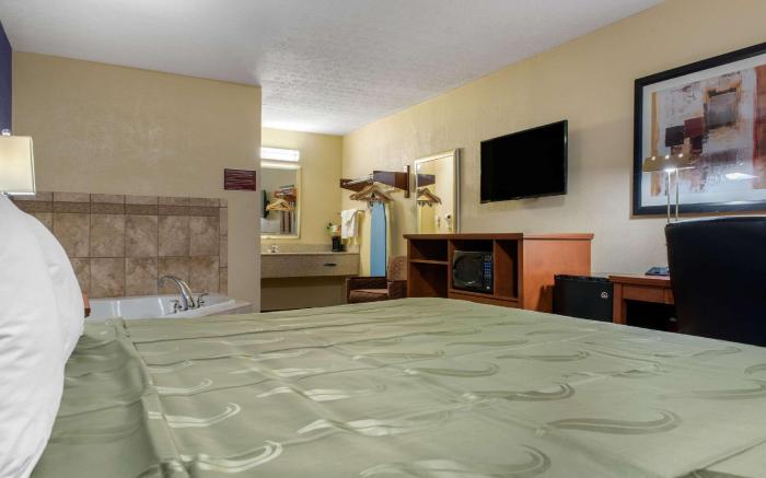 Quality Inn Columbus-East
