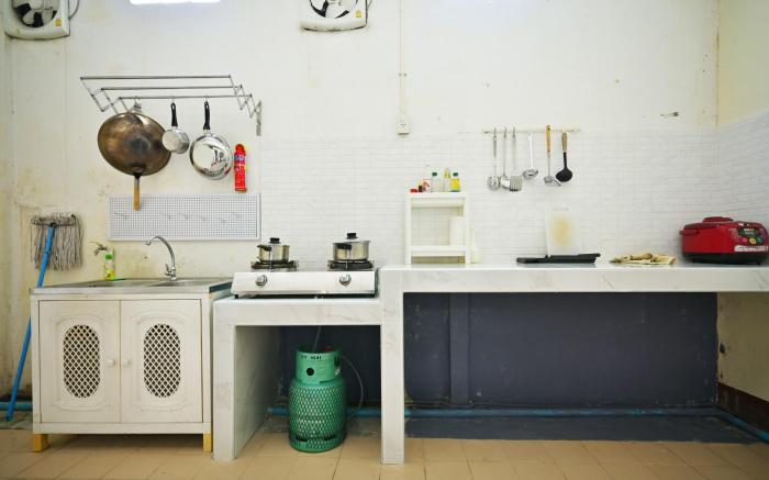 Blue Theater Spacious Townhome Perfect for Groups!