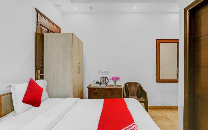 Hotel O Jangpura Inn