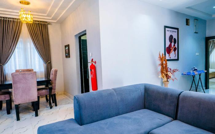 Grey Top Apartment