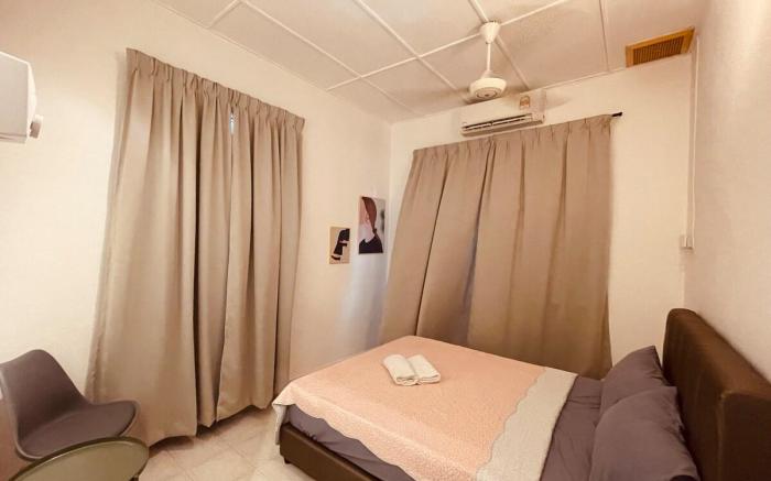 Elegant Art Deco Home with Garden @ Bukit Mertajam