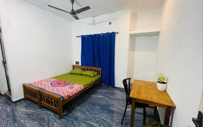 Raelyn's Homestay (King Room)