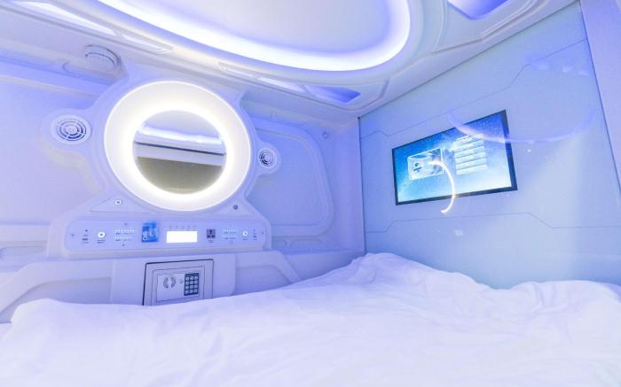 Seaview Capsule Hotel