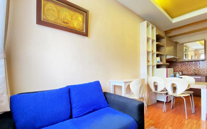 Simply Homey 2BR at Suites @Metro Apt By Travelio