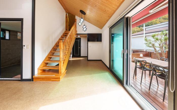 Gyeongju Hiltopia Kids Pool Villa