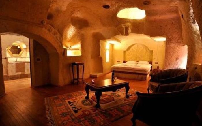 Has Cave Konak