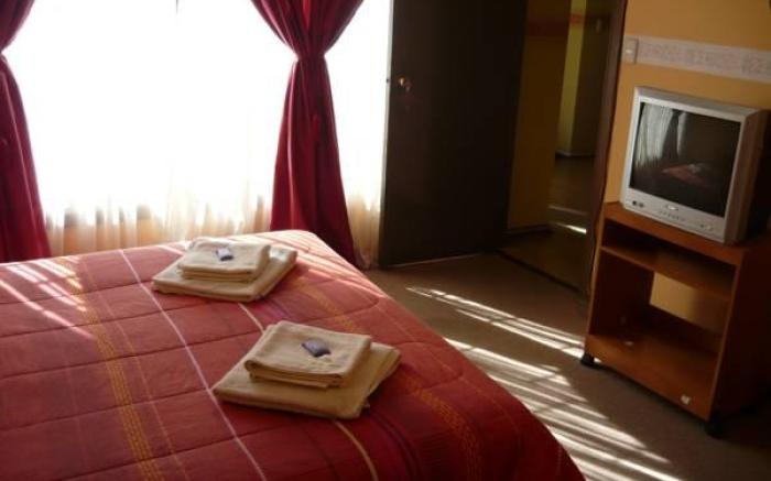 Hostal Residencia Blest Gana