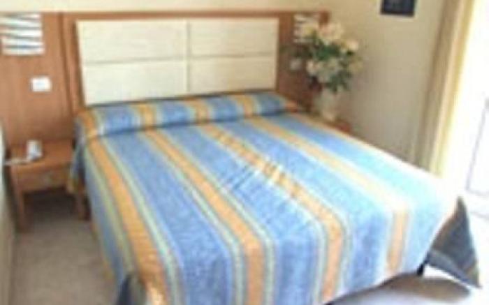 Hotel Ambassador