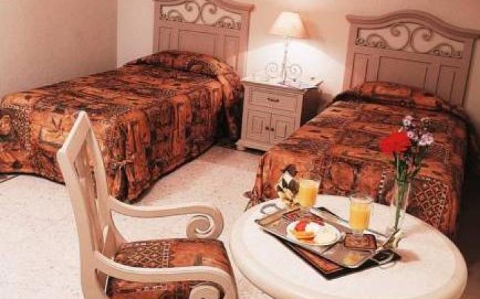 Hotel & Suites Quinta Magna