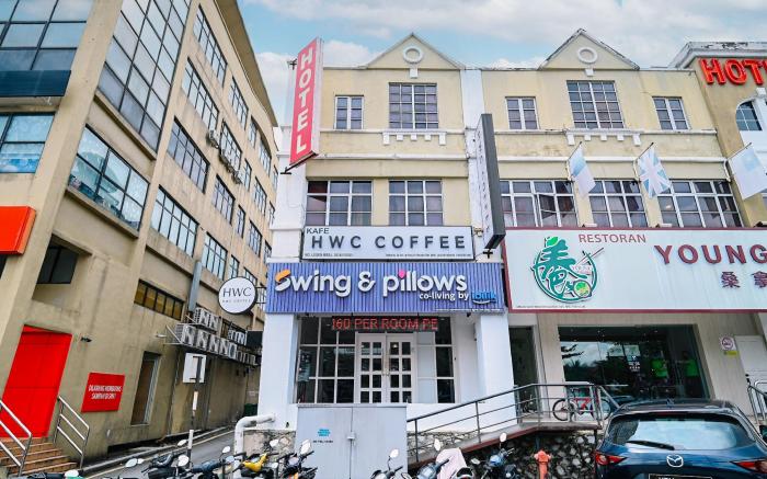 Swing & Pillows @ USJ Taipan