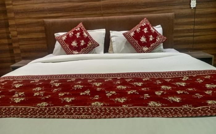 Hotel New Sky Palace Residency, Mumbai