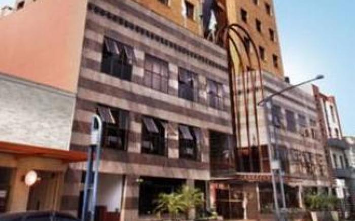 Hotel Carlton Plaza