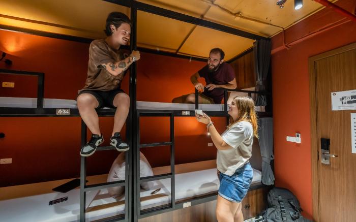 Mad Monkey Hanoi - Hostel