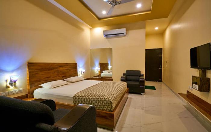 hotel saptarang residency